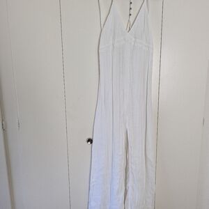 Aerie White Maxi Dress Flowing Silhouette